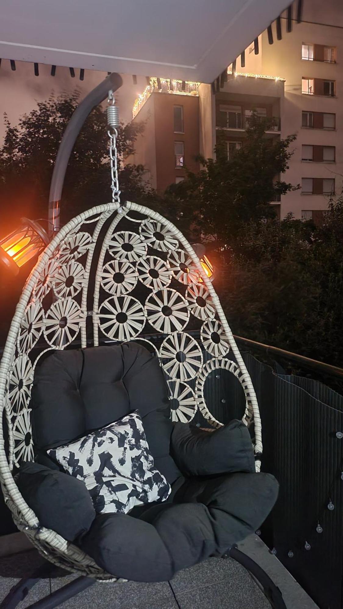 Sweet Apartment *